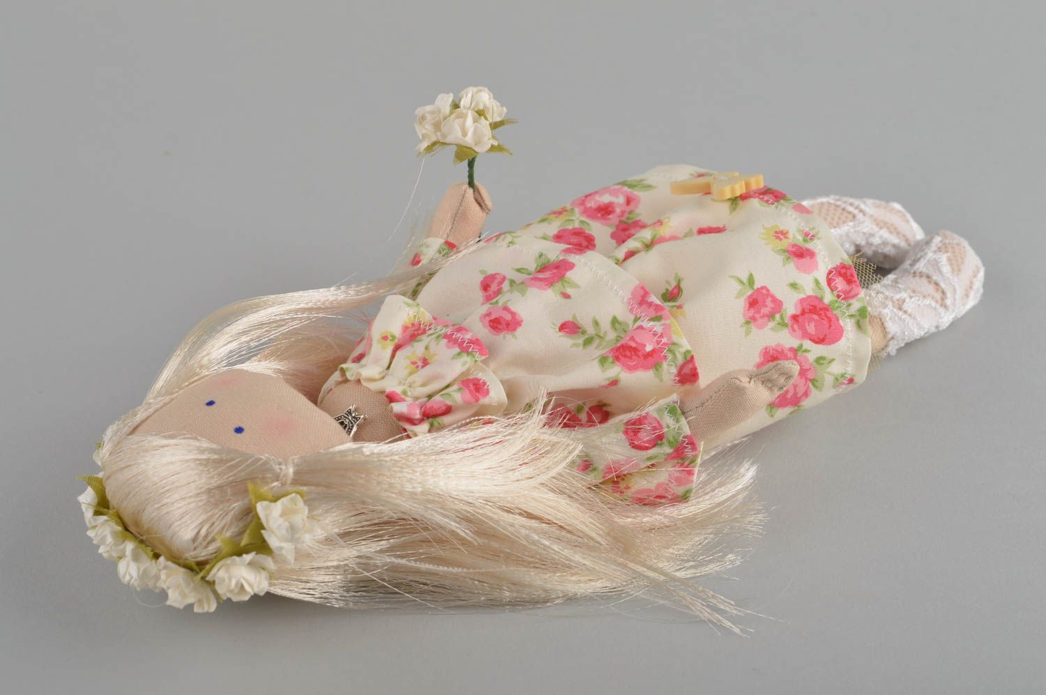 Muñeca de peluche hecha a mano decoración de hogar textil regalo original foto 3
