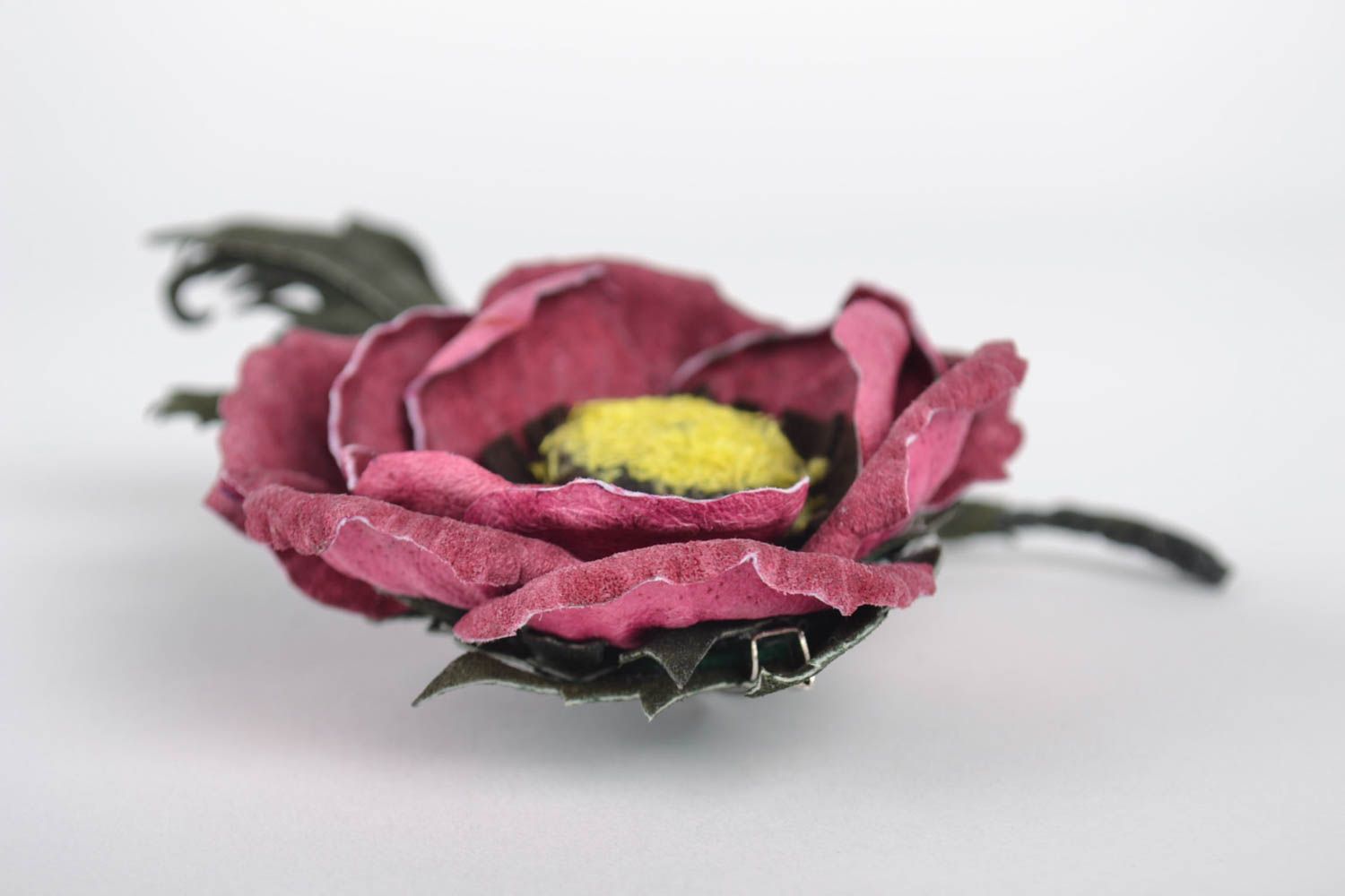 Broche en cuir fait main Broche fantaisie Accessoire femme fleur pavot photo 4