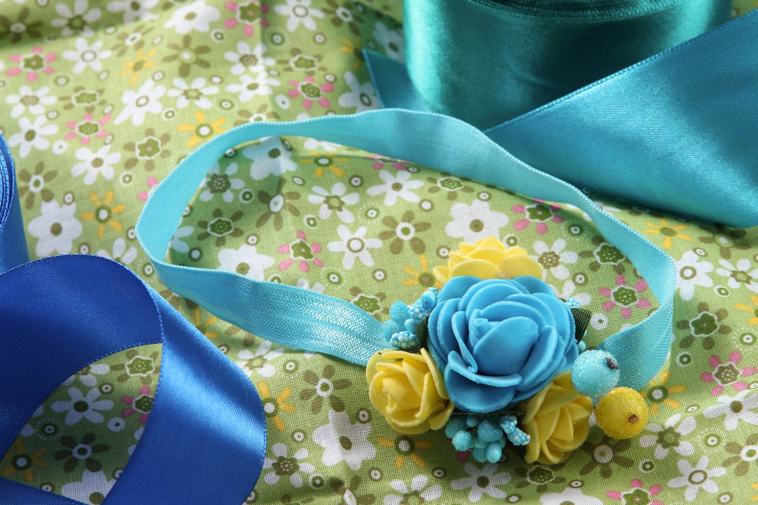 Handmade Haarband mit Blumen Accessoires für Haare Blumen Haarband hellblau fein foto 1