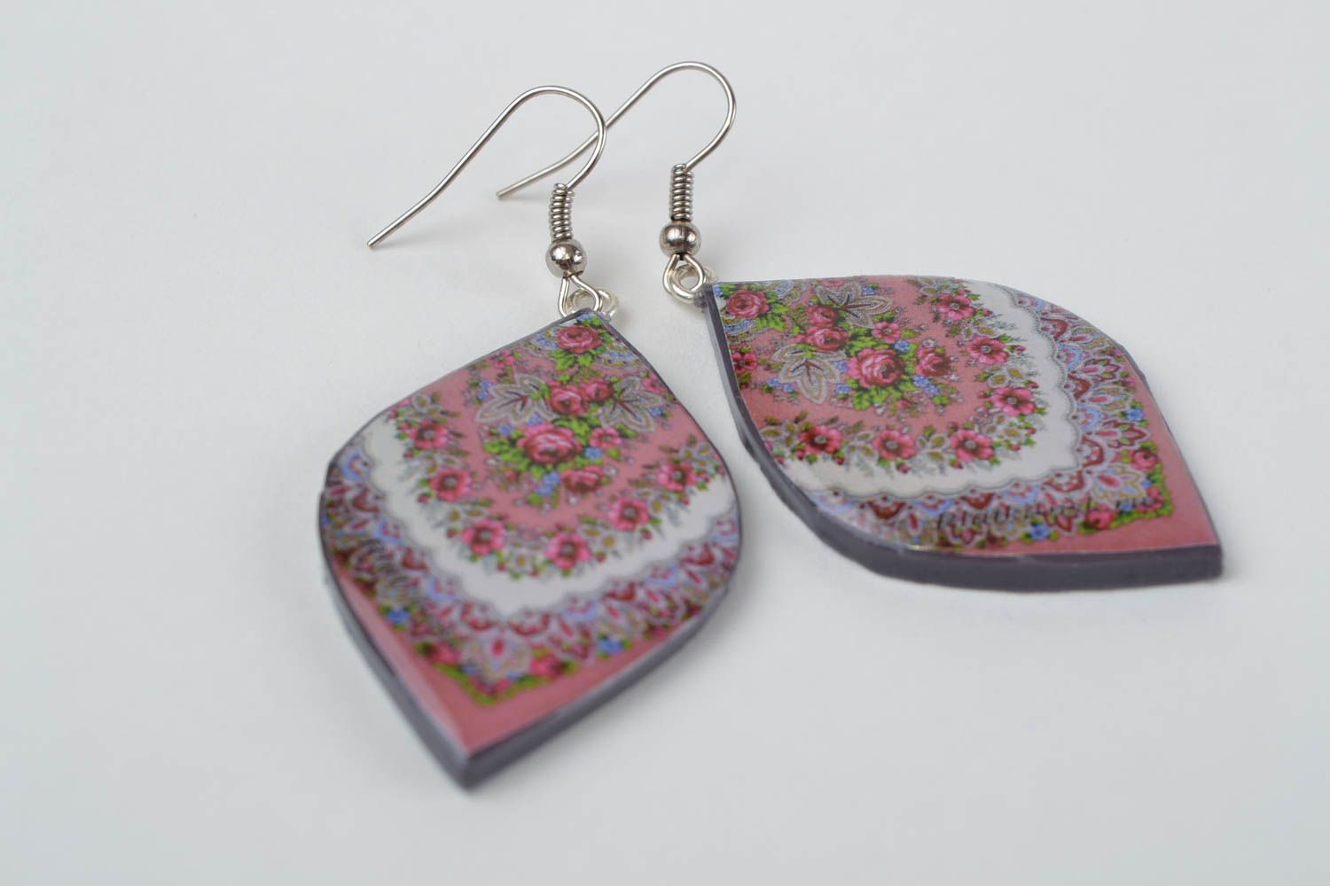 Handmade designer polymer clay decoupage earrings petal shaped with ornament photo 5