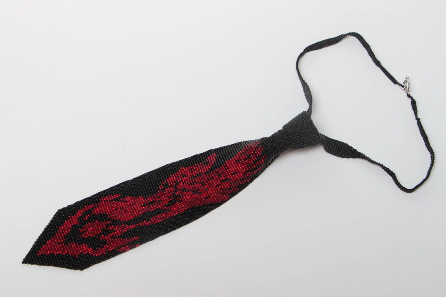 Handmade Collier Krawatte aus böhmischen Glasperlen mit Muster in Schwarz Rot foto 2