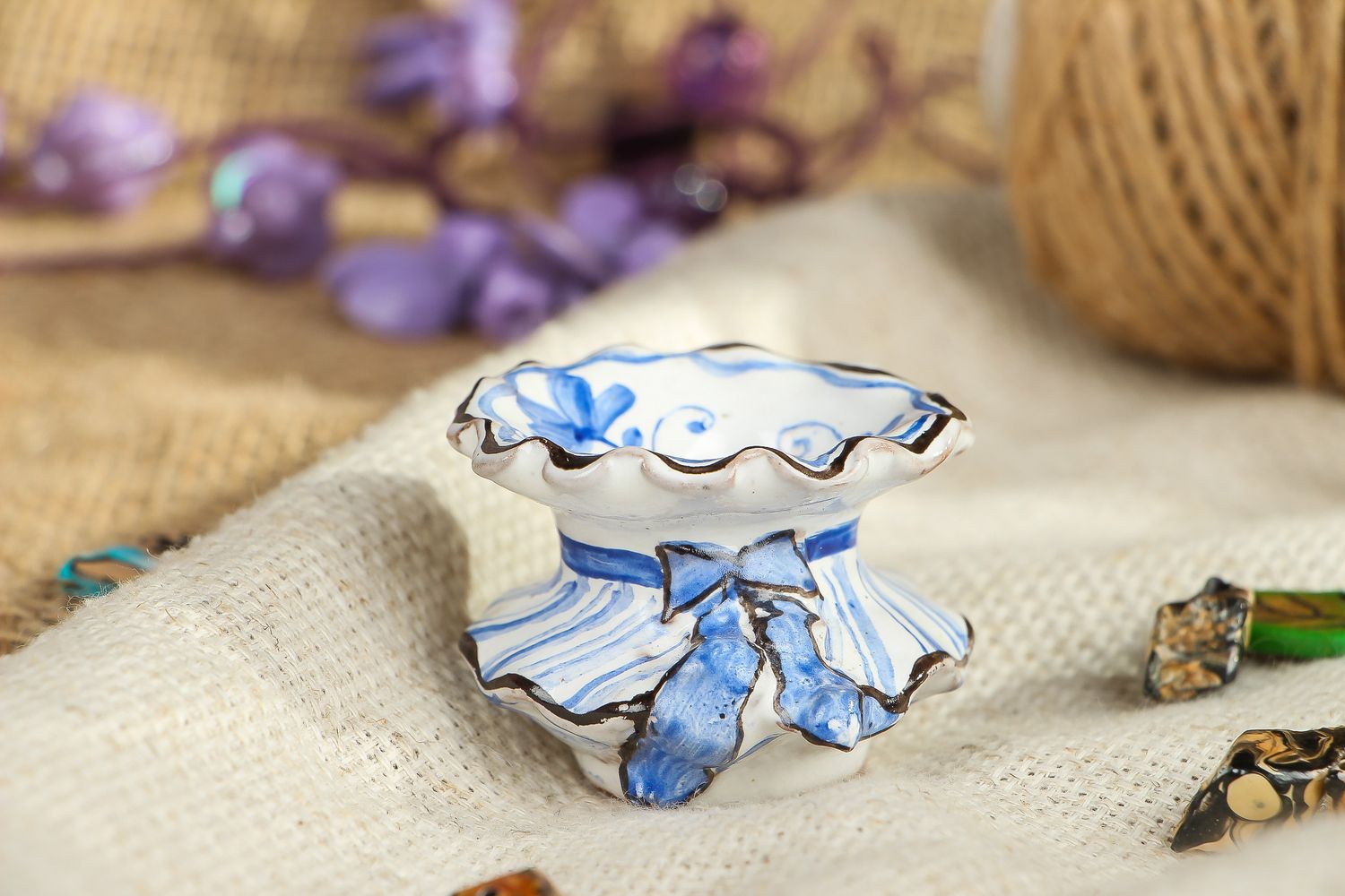 Petit vase en céramique décoratif bleu blanc photo 5