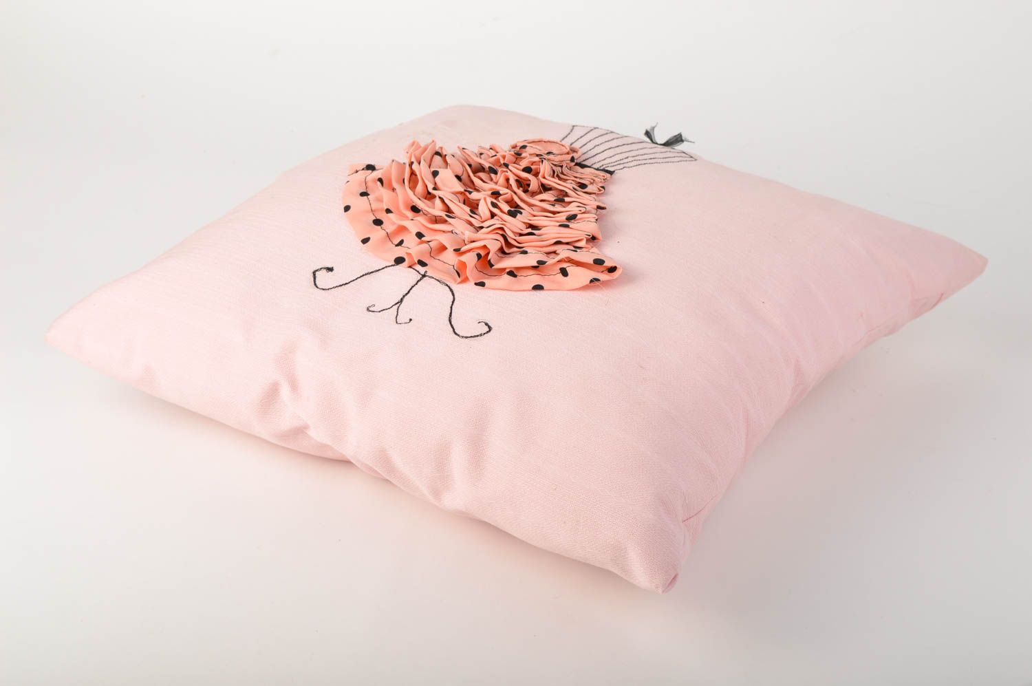 Подушка на диван ручной работы декоративная подушка розовая диванная подушка фото 2