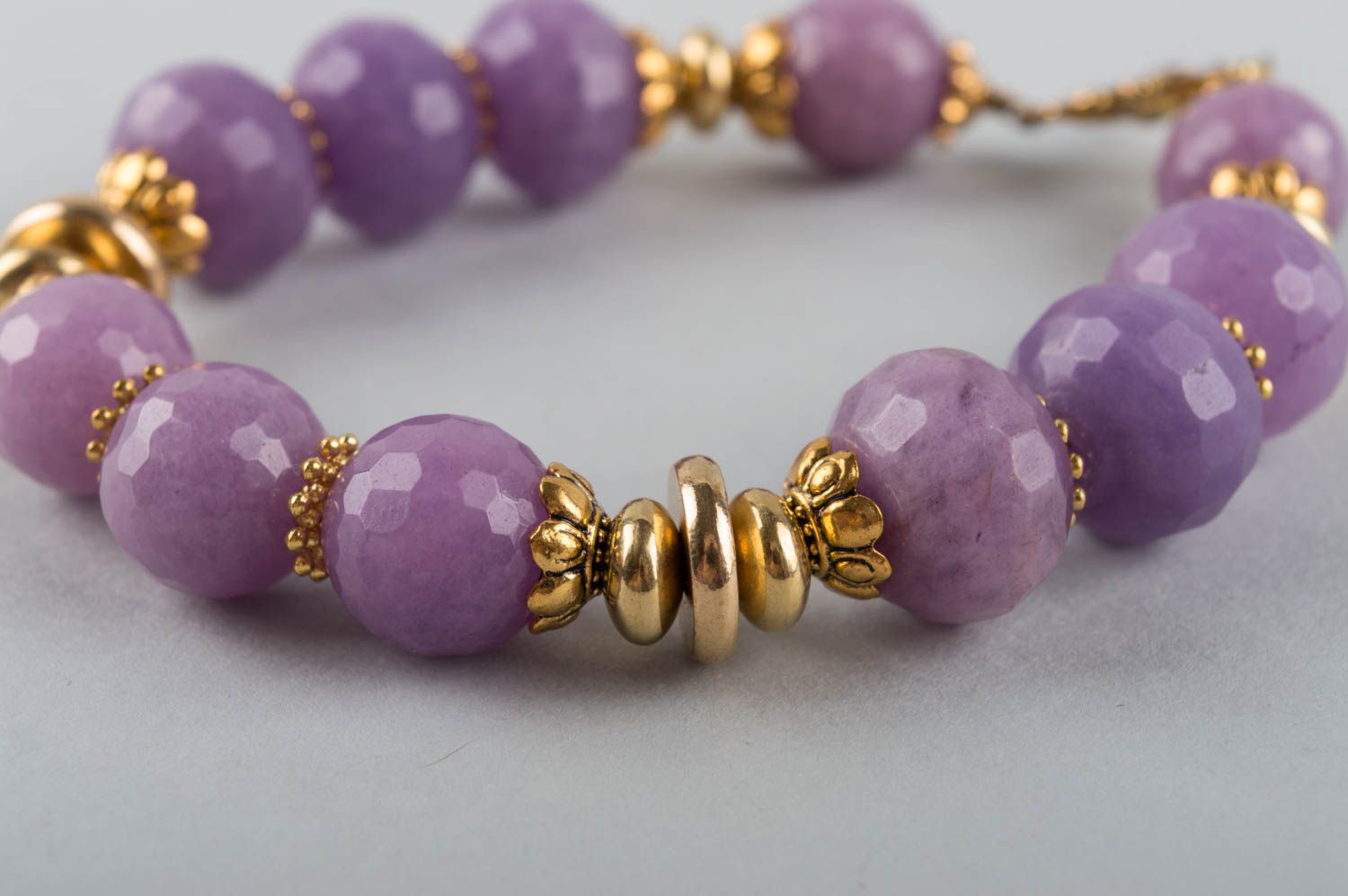 Handmade accessory made of natural stones bracelet created of brass and quartz photo 5