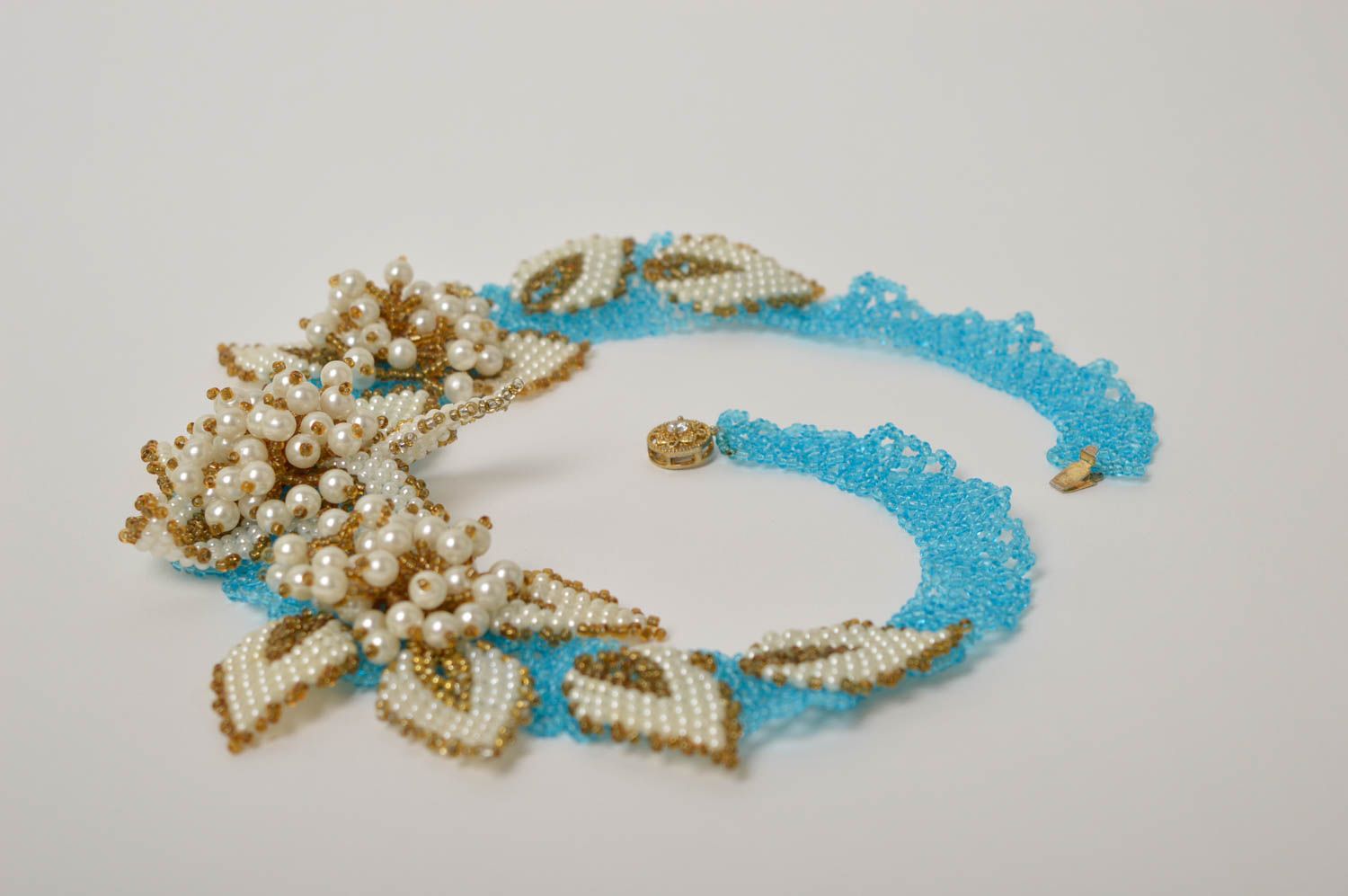 Колье из бисера и бусин украшение ручной работы ожерелье из бисера стильное фото 2