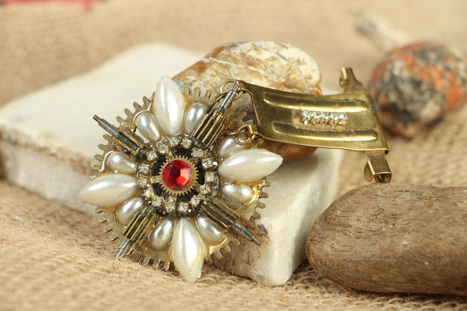 Metal brooch in steampunk style with clock details photo 5