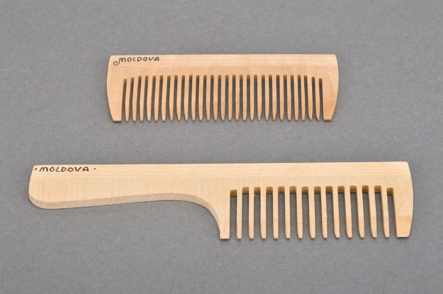 Set of handmade natural wood hair accessories 2 items hairbrush and hair comb photo 2