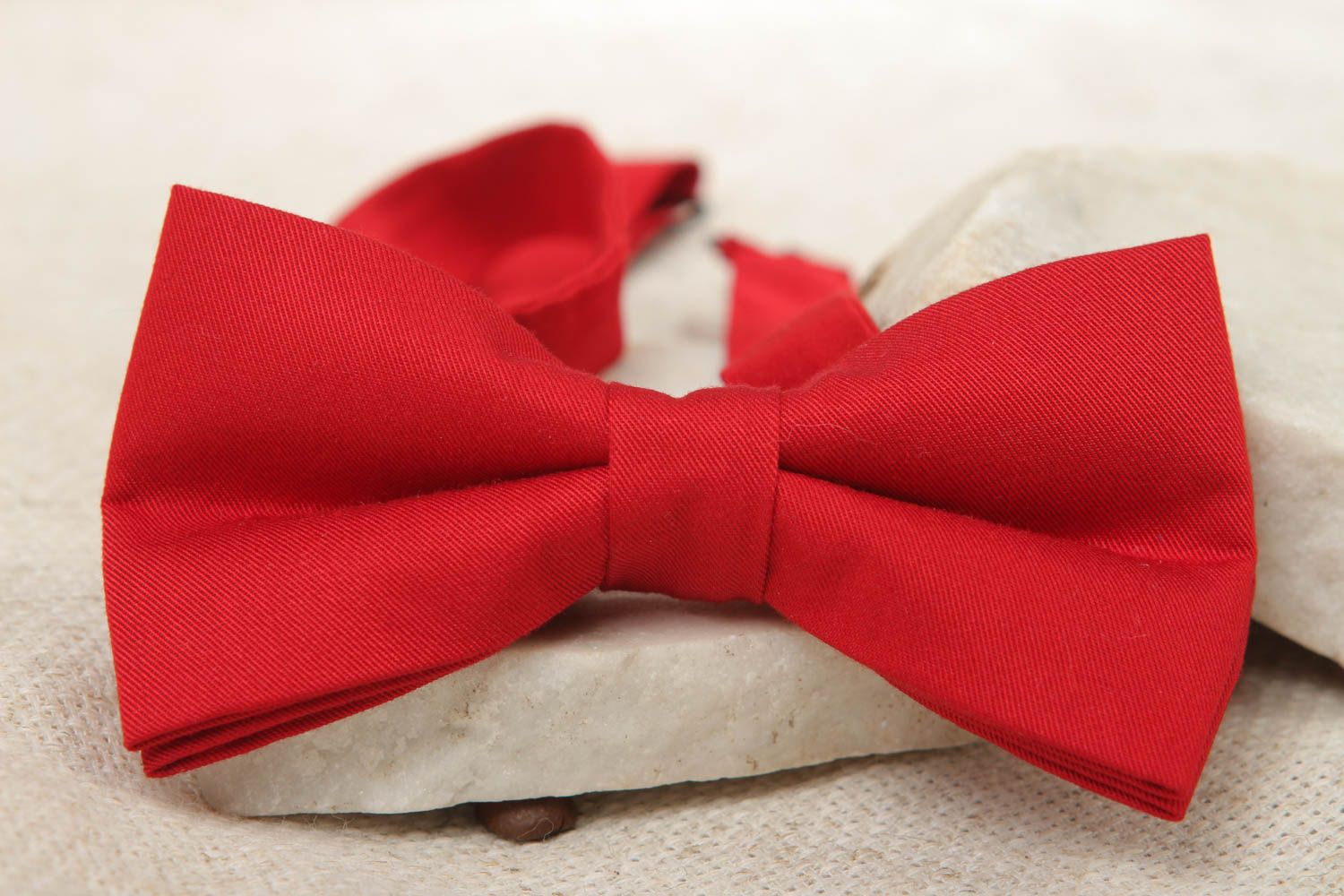 Cotton bow tie of red color photo 5