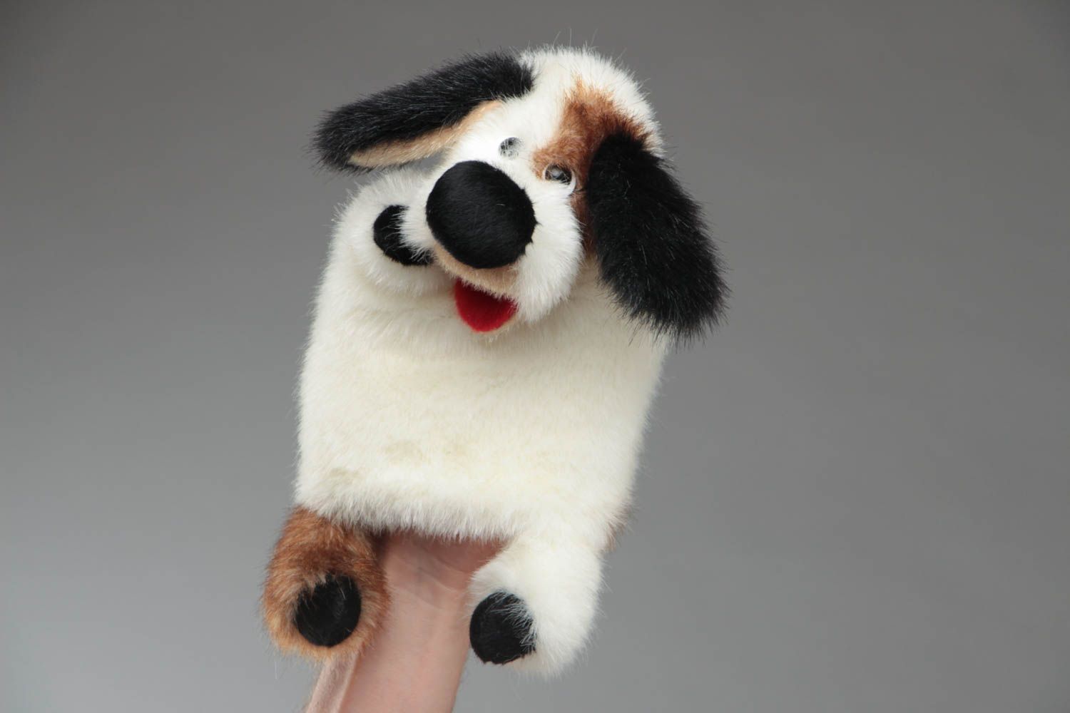 Netter lustiger Kuscheltier Handschuh Hund aus Kunstpelz künstlerische Handarbeit foto 5