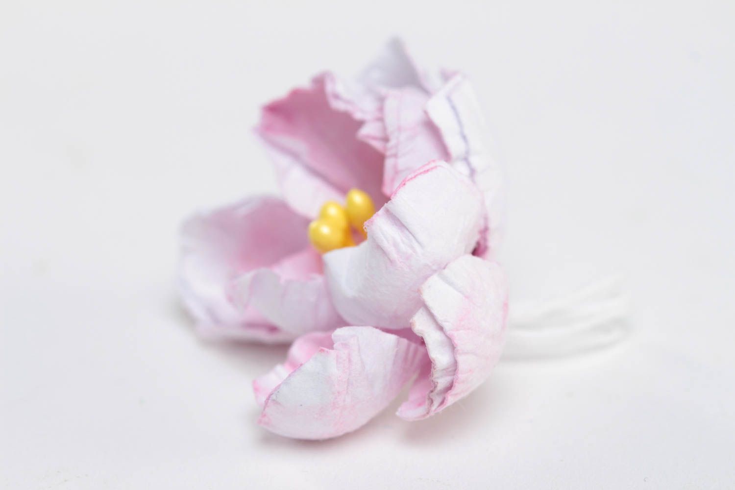 Бумажный цветок для скрапбукинга ручной работы расписаный акварелью розовый фото 3