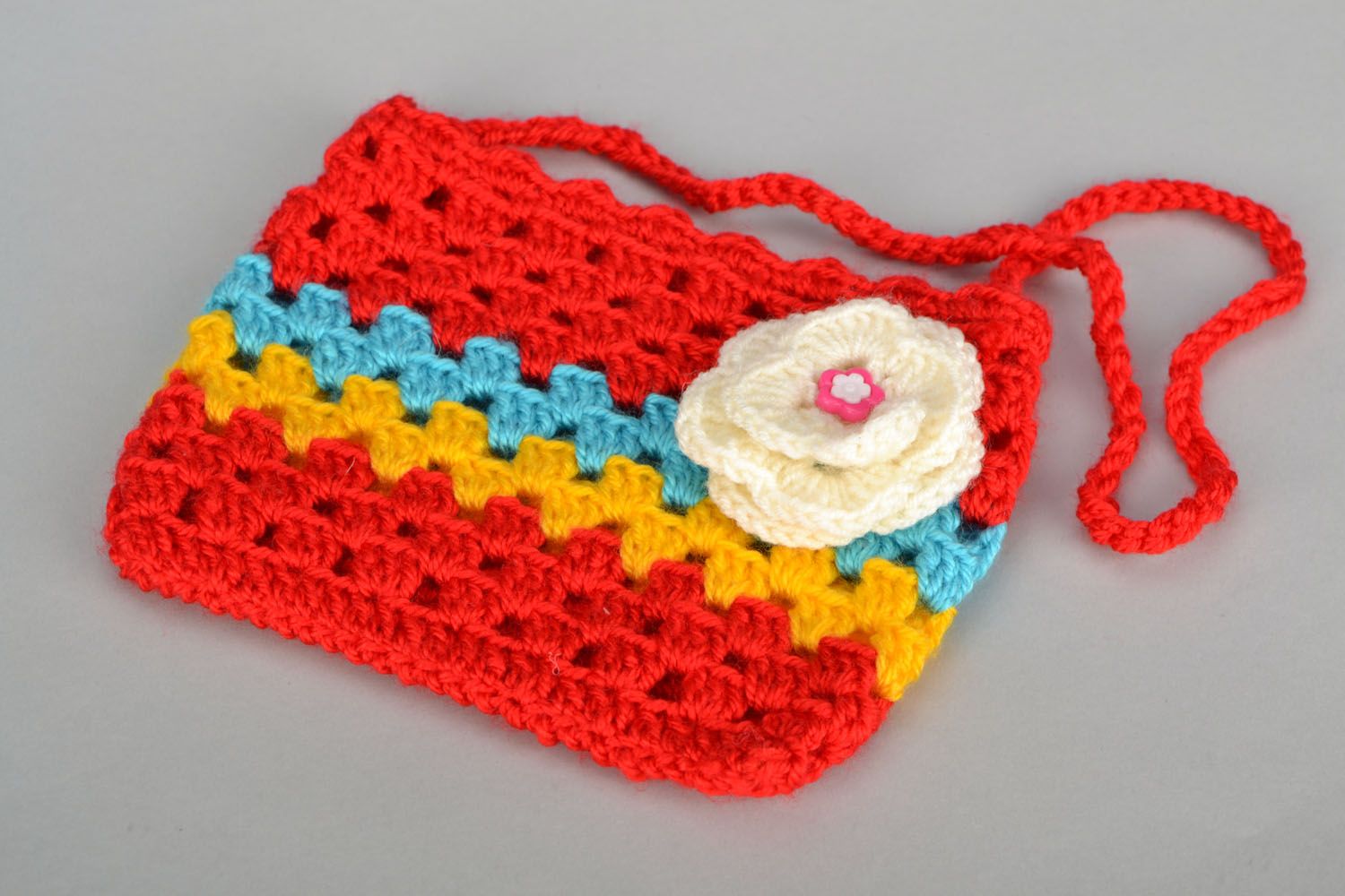 Borsa bella a maglia fatta a mano accessorio vivace e originale da bambine
 foto 3
