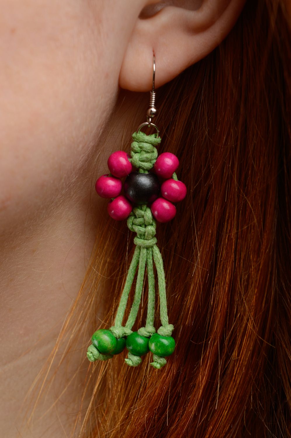 Boucles d'oreilles en macramé multicolores avec perles de bois faites main femme photo 3