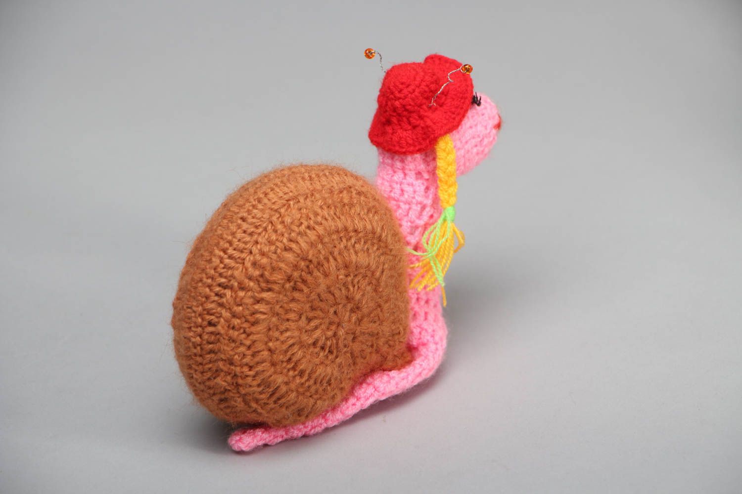 Interesting crochet toy snail photo 3