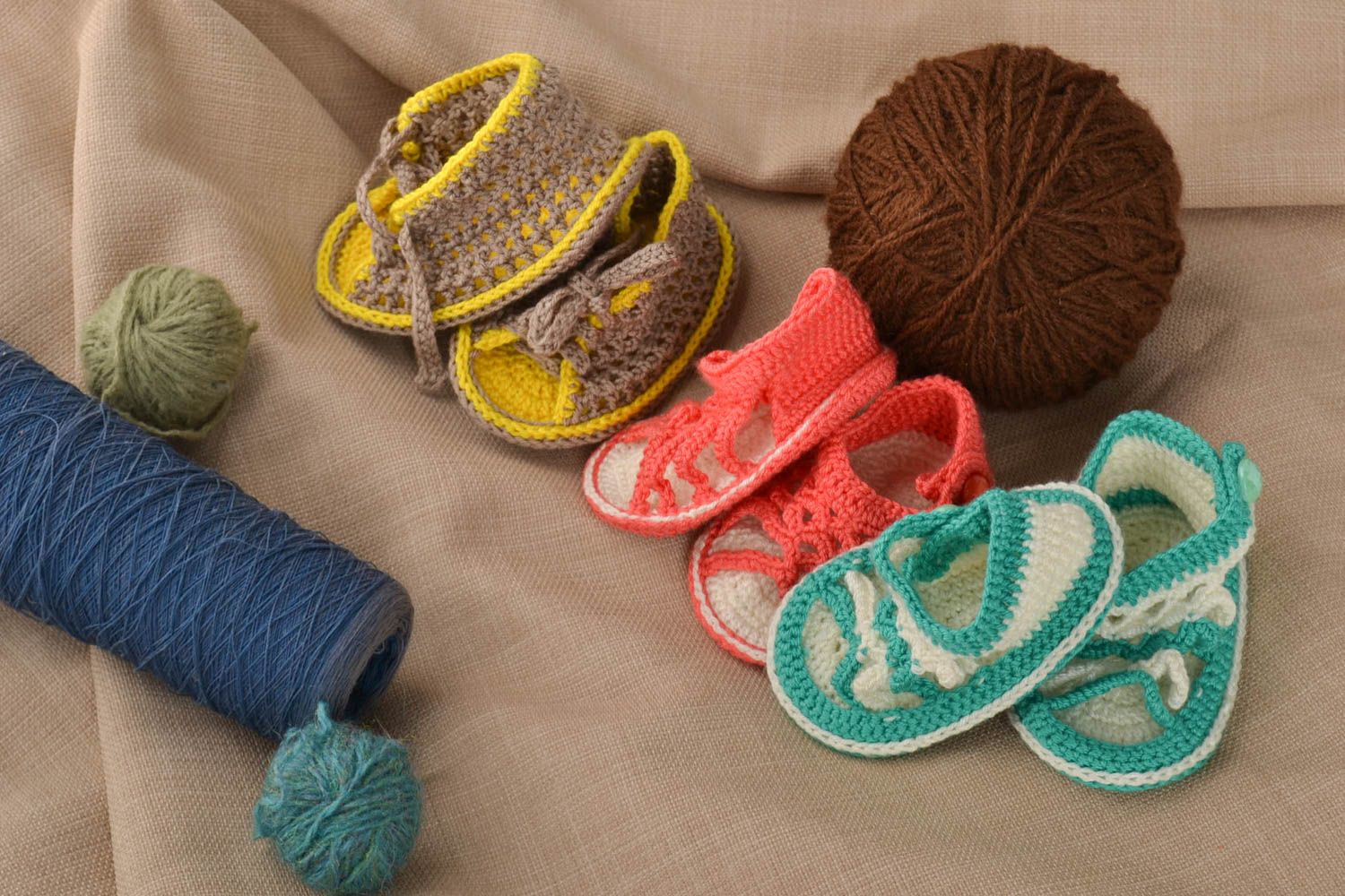 Handmade Gehäkelte Babyschuhe Sandalen Baby Geschenke für Kleinkinder Set foto 1