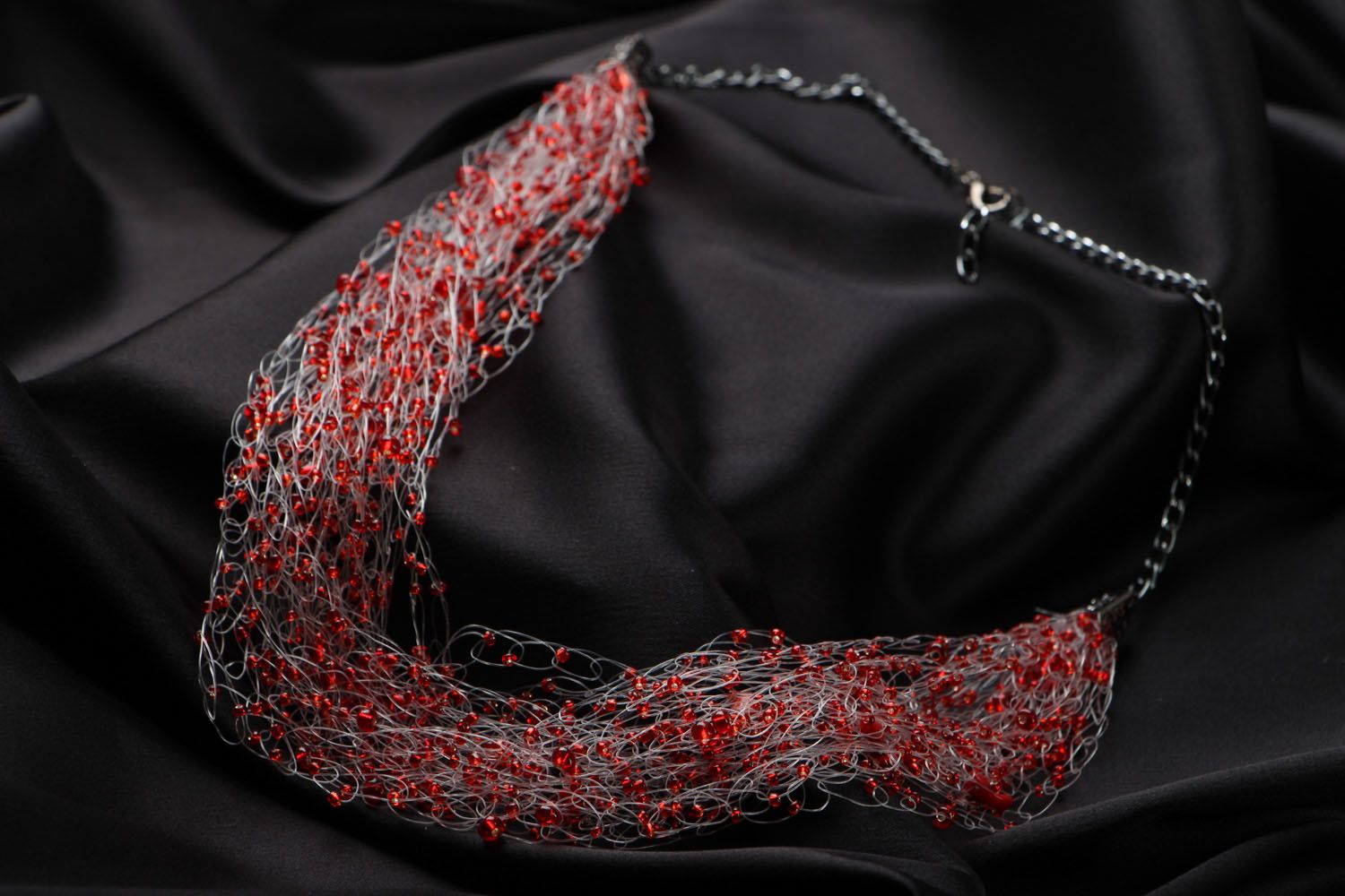 Beaded necklaces with corals photo 2