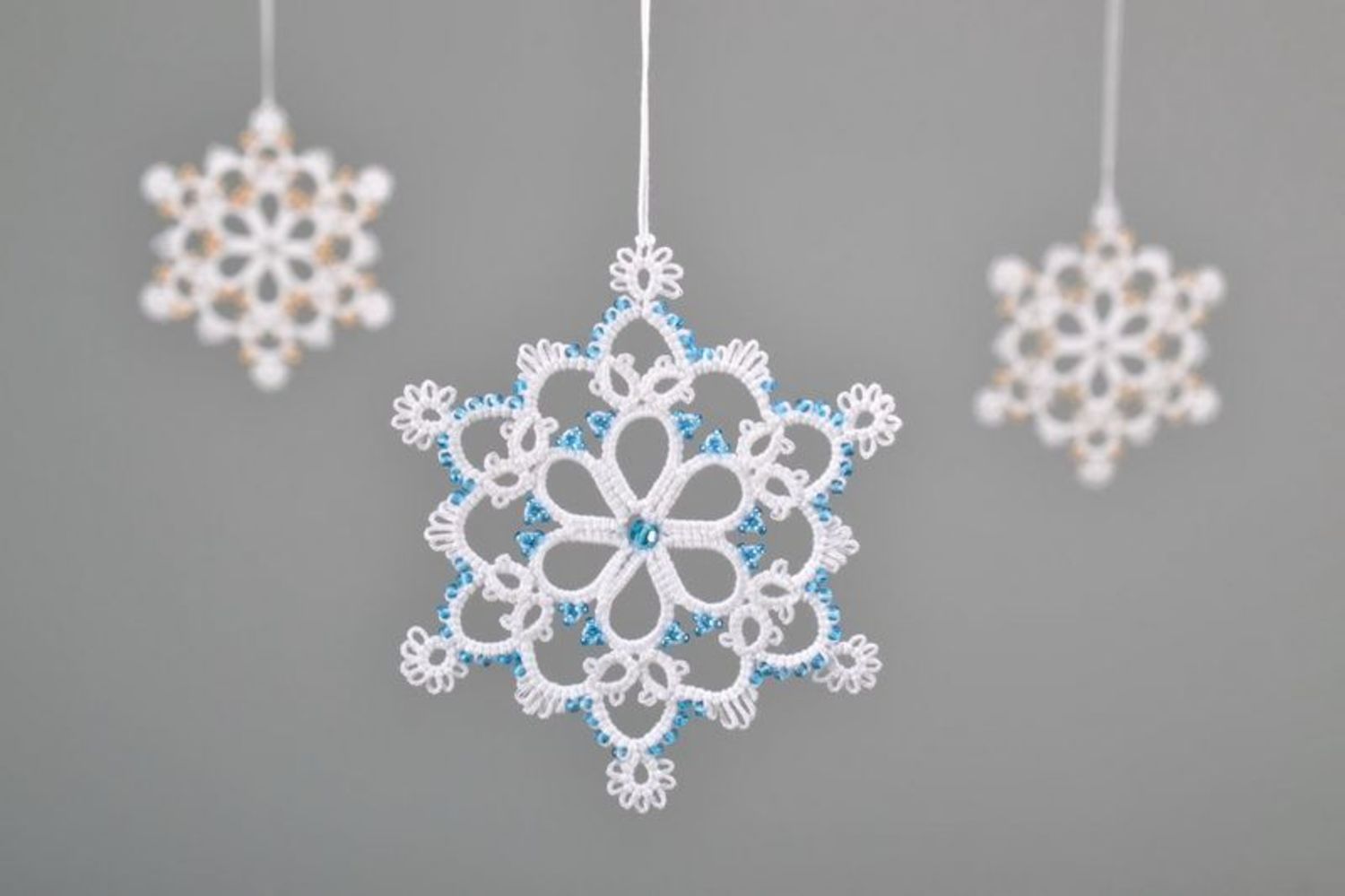 Un decoraciòn para un arbol de Navidad Copo de Nieve  foto 1