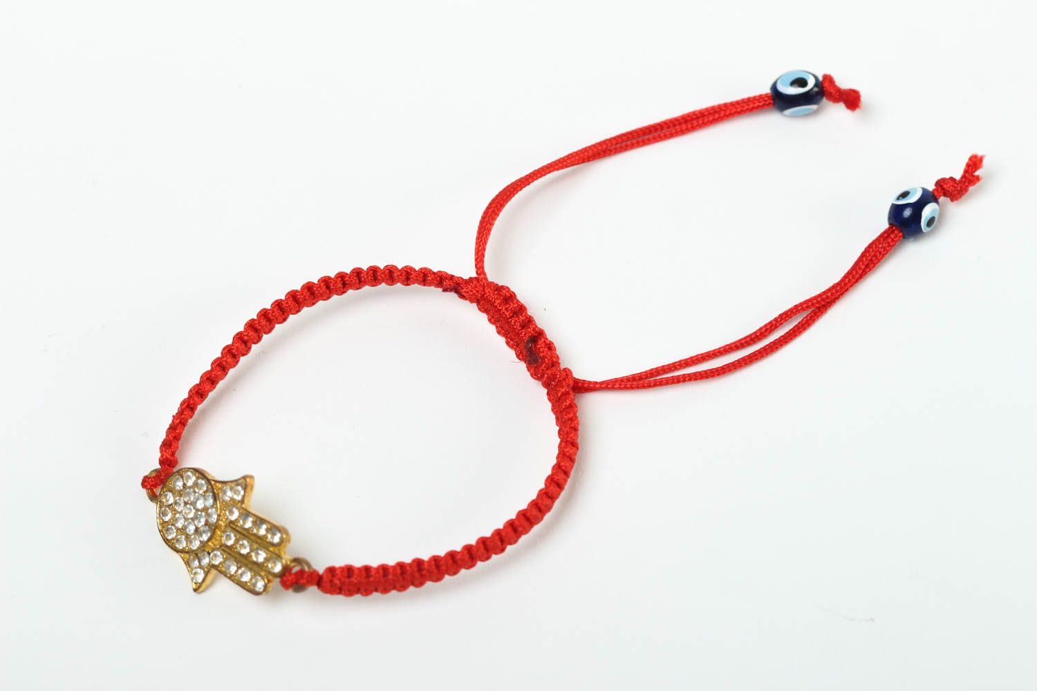 Bracelet en fils Bijou fait main khamsa rouge design fin Accessoire femme photo 2