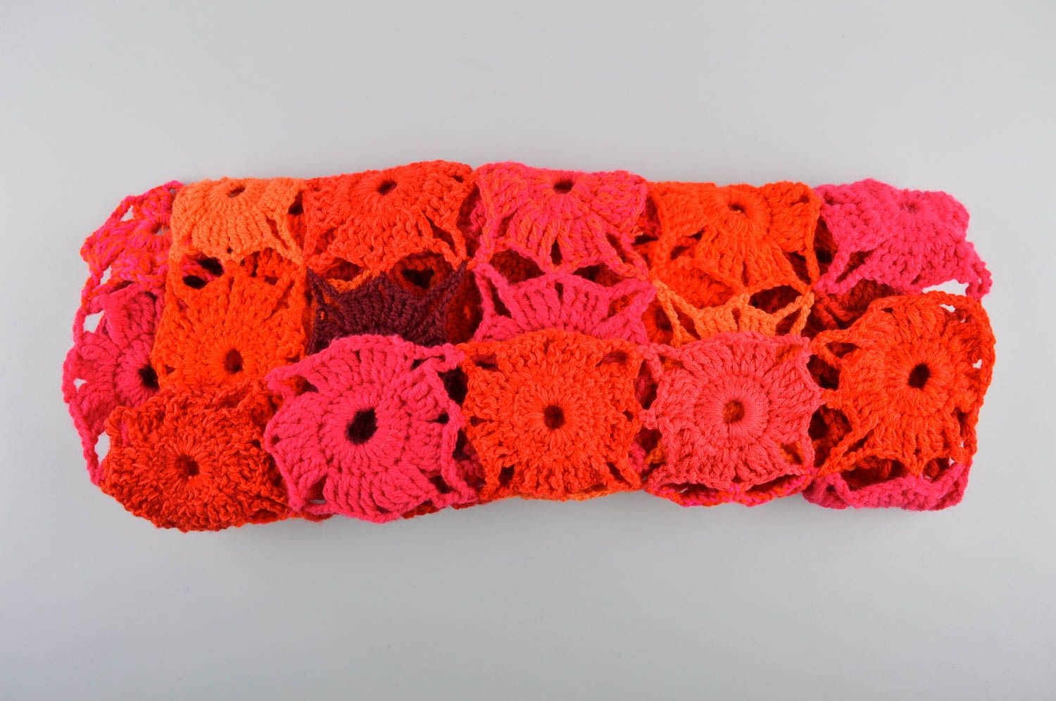 Шарф ручной работы шарф на шею женский шарф красный вязаный крючком из шерсти фото 2