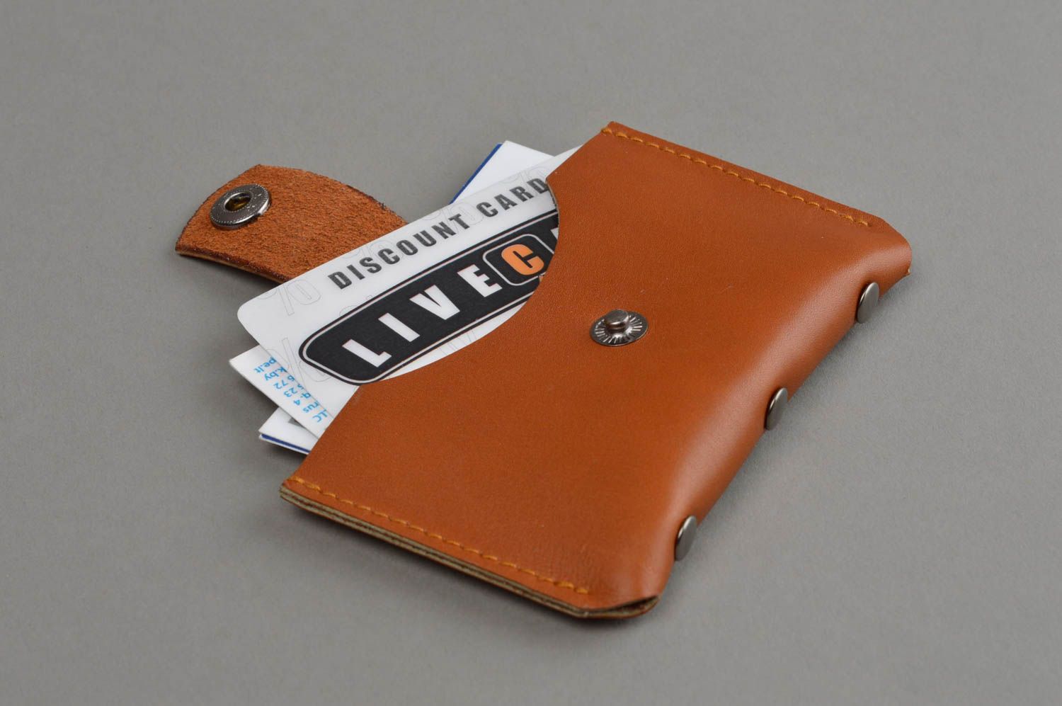 Porte-cartes de visite en cuir accessoire de créateur fait main marron photo 1