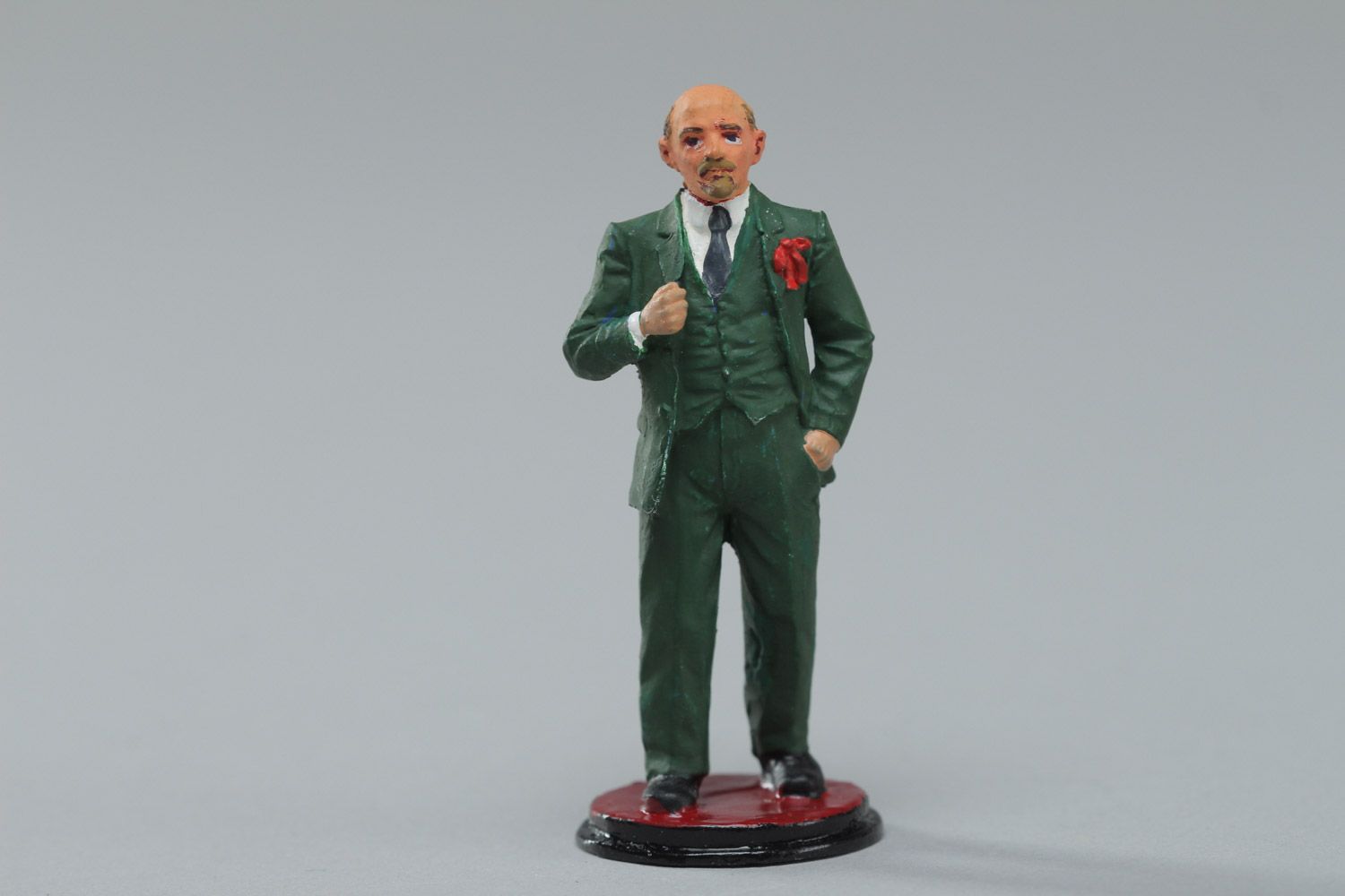Handmade collectible miniature tin figurine of Lenin painted with acrylics photo 2