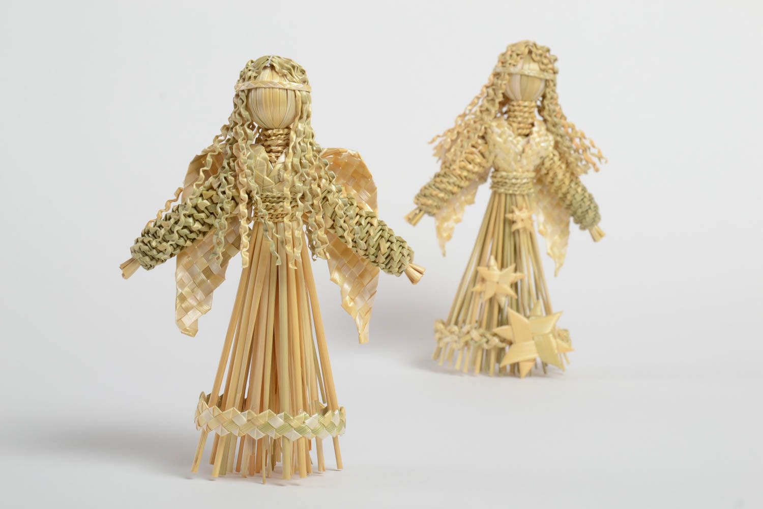 Set of toys made of natural straw unusual beautiful angels home decor 2 pieces photo 2