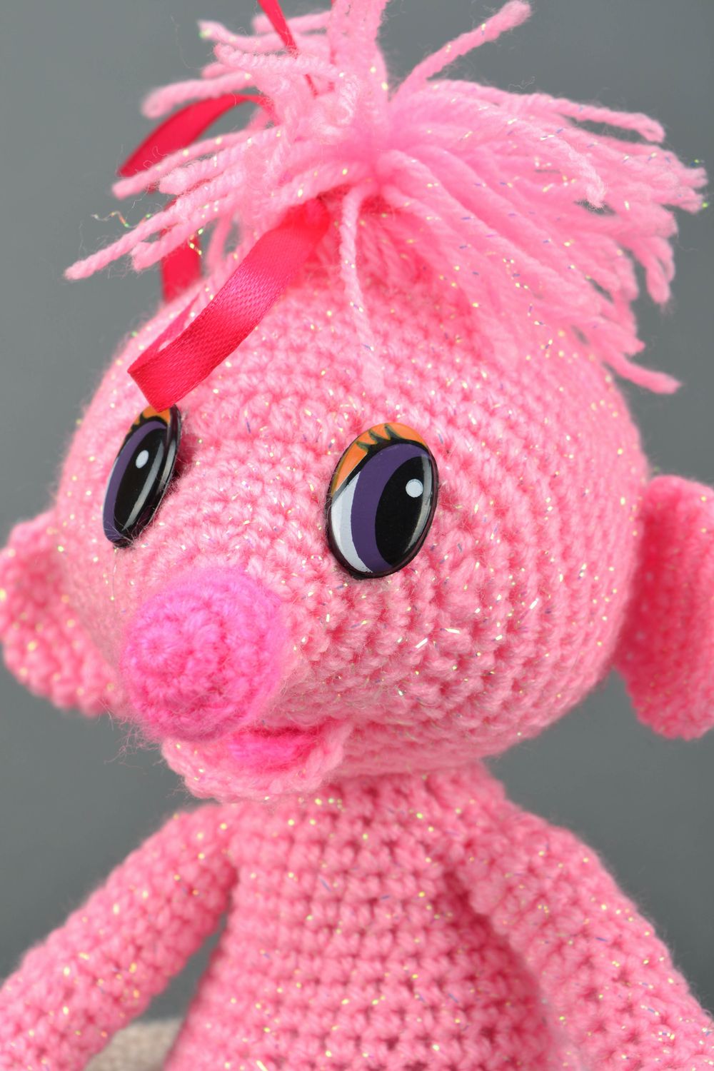 Мягкая вязаная игрушка розовый мышонок фото 3