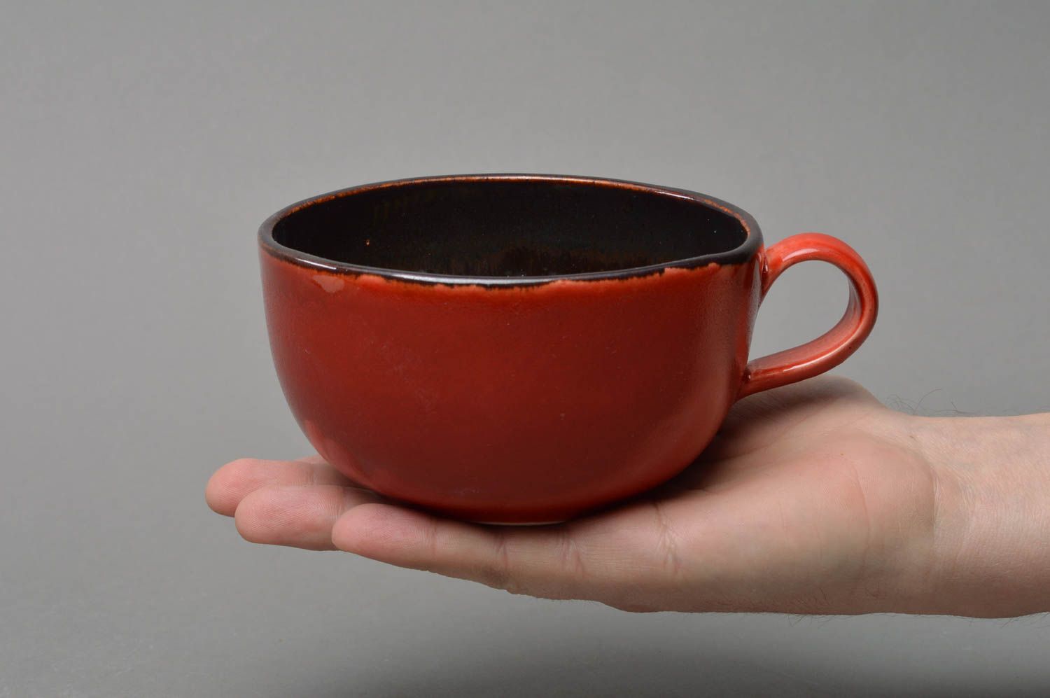 Große Porzellan Tasse in Braun mit Glasur bemalt originell handmade foto 3