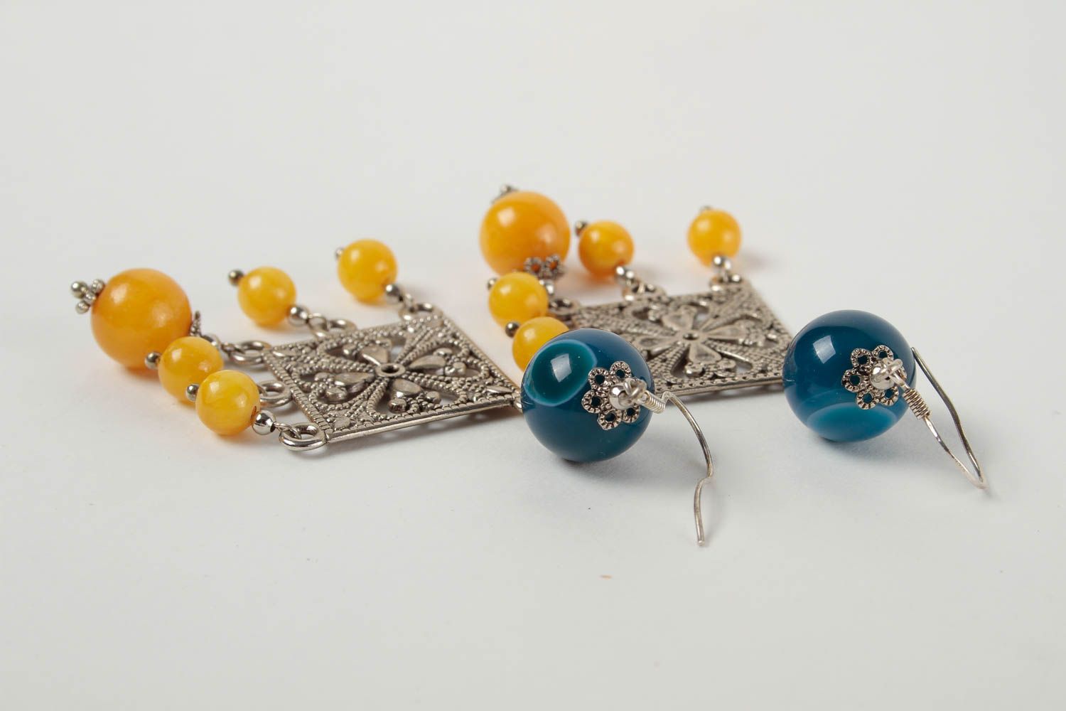 Beautiful handmade gemstone earrings stylish beaded earrings fashion trends photo 4