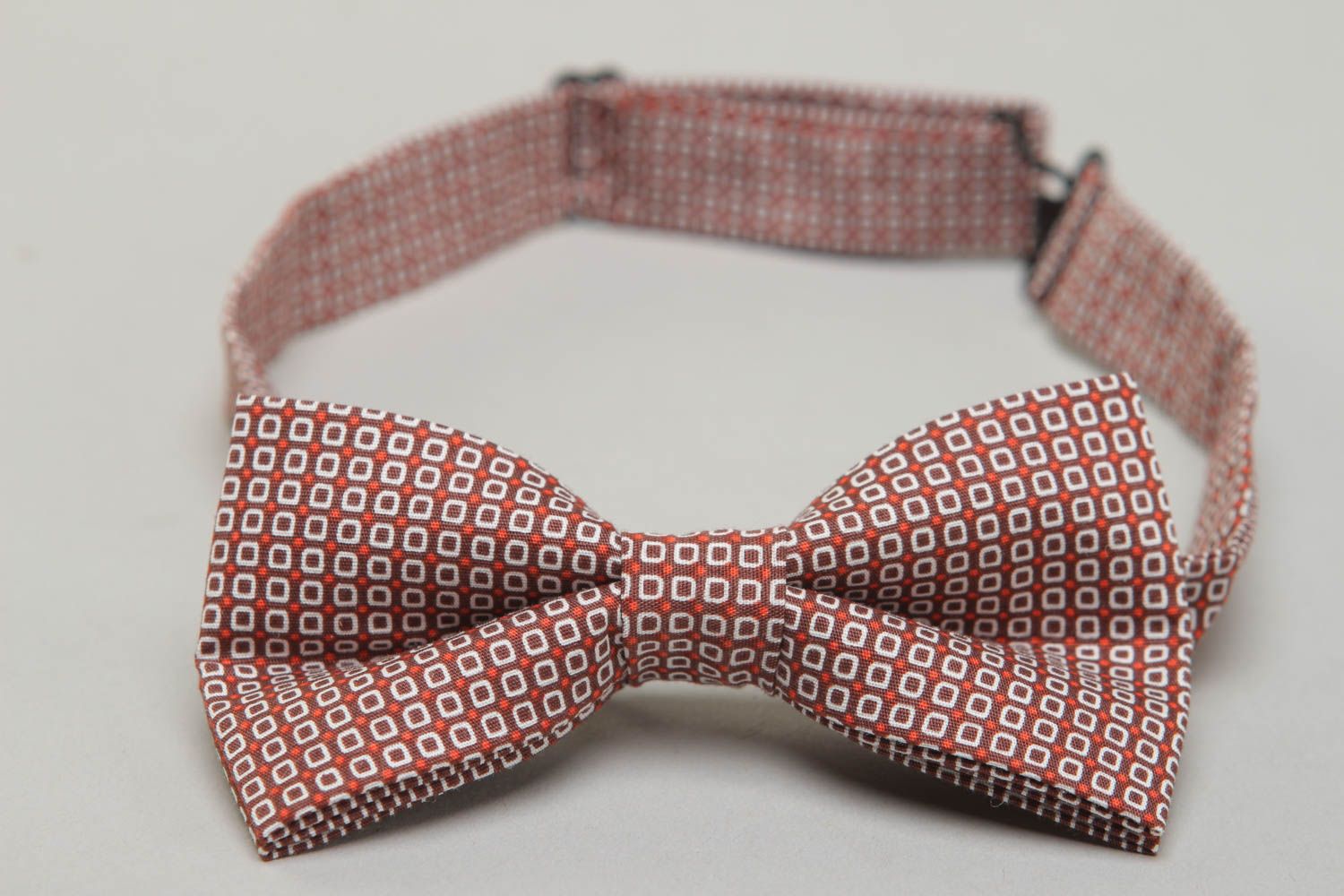 Fabric bow tie with small print photo 2