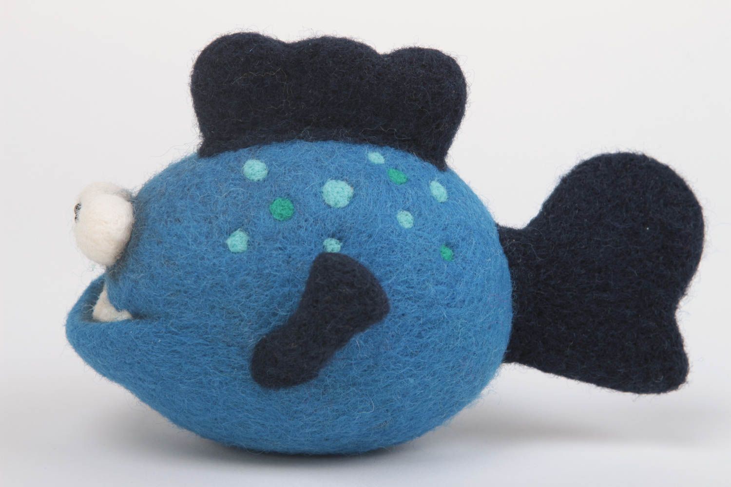 Peluche poisson bleu faite main Doudou en laine feutrée Jouet pour enfant photo 2