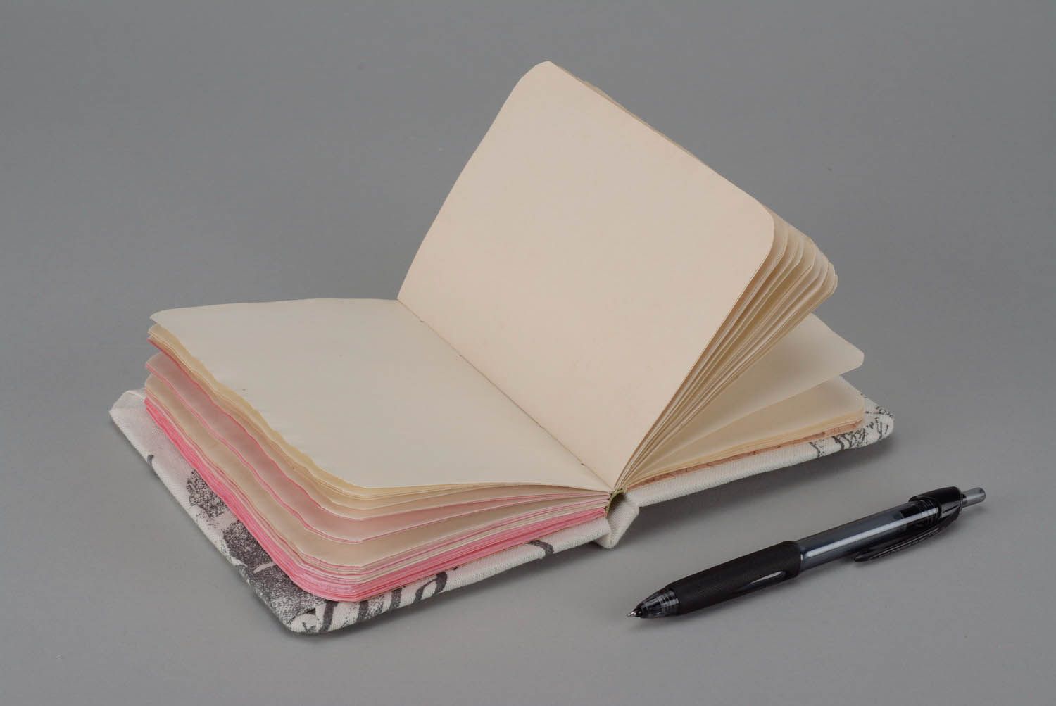 Caderno aromatizado com capa mole foto 2