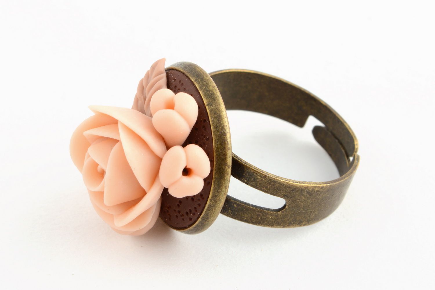 Handmade tender designer jewelry ring with metal basis and polymer clay flower photo 3