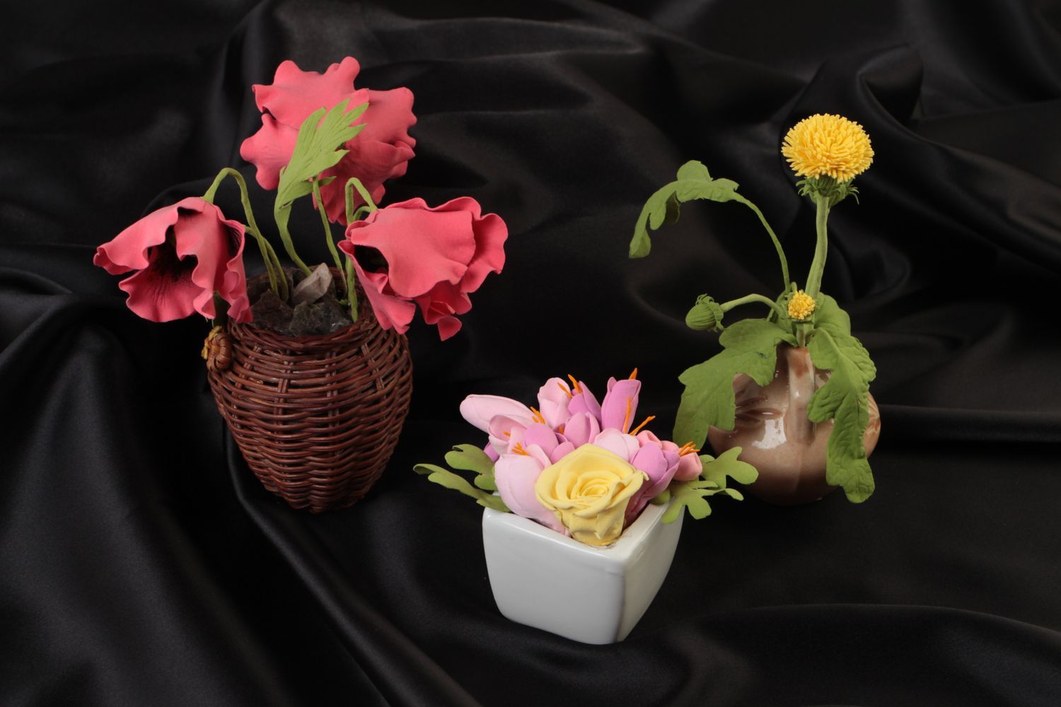 Set de 3 composiciones decorativas de flores de arcilla polimérica artesanales  foto 1