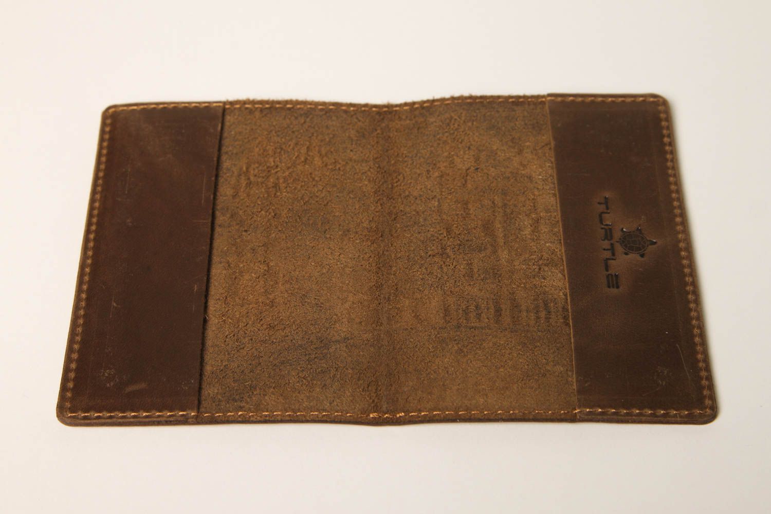 Обложка на паспорт handmade необычный подарок коричневый кожаный аксессуар фото 5