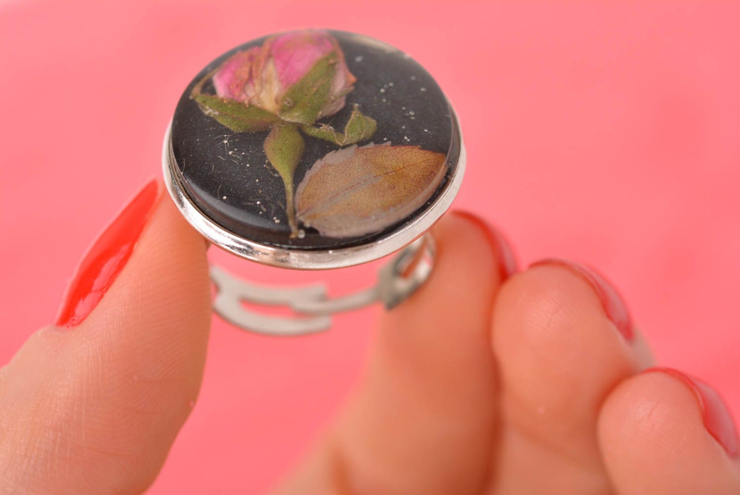 Кольцо ручной работы кольцо из эпоксидной смолы женское кольцо с розой фото 5