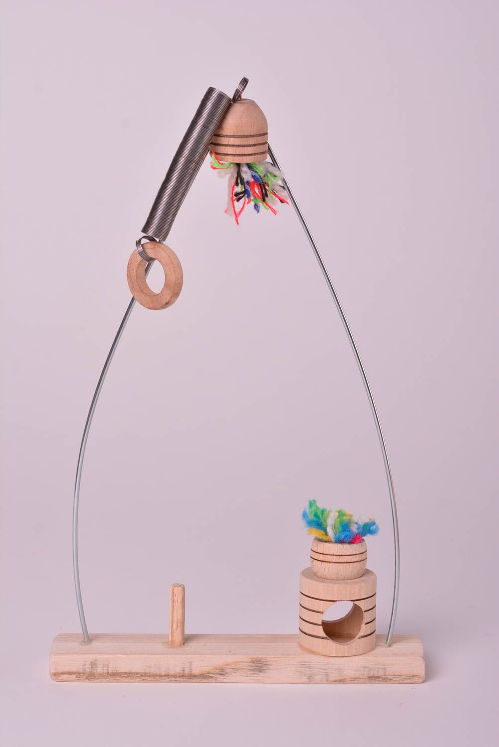 Игрушка ручной работы игрушка из дерева на пружинке подарок для ребенка фото 5