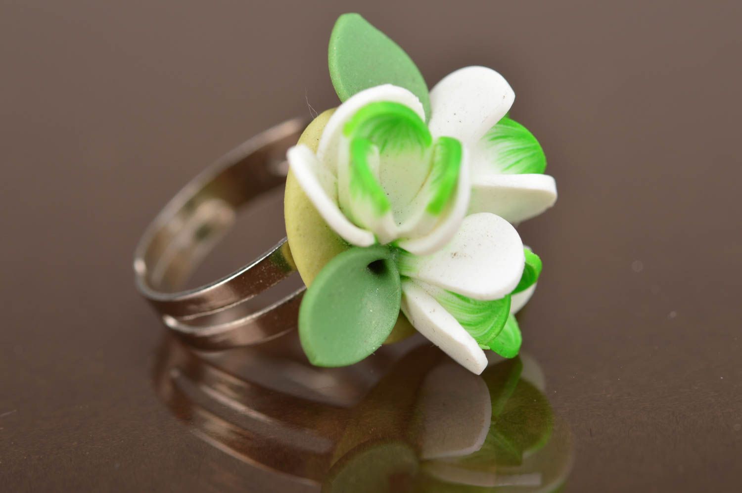 Handmade designer jewelry ring with volume polymer clay white and green flowers photo 3