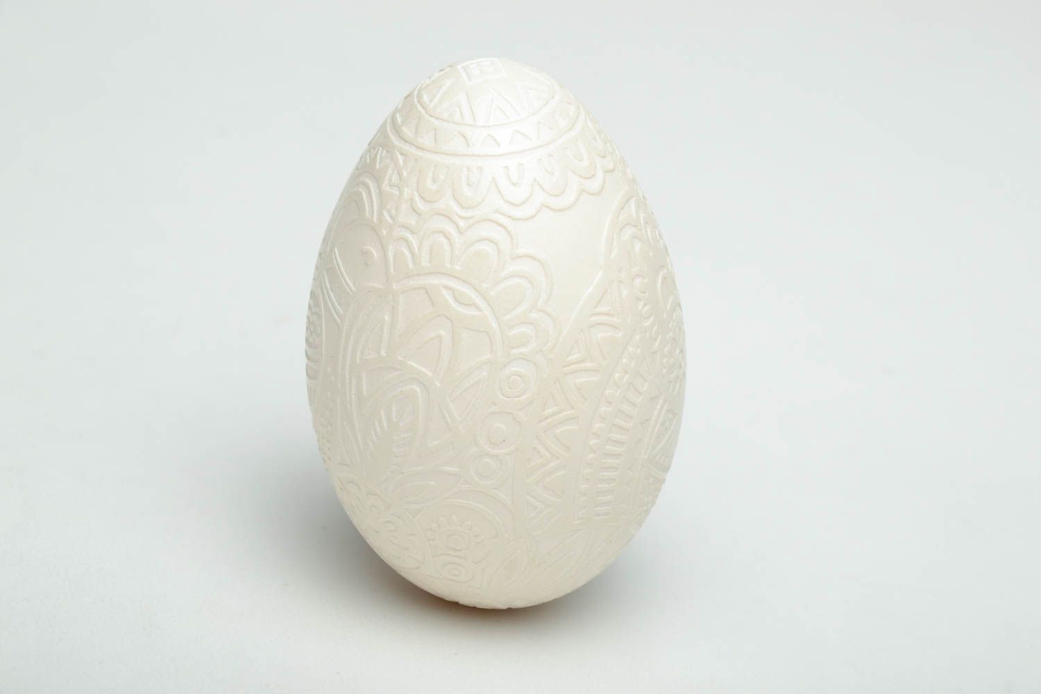 Easter egg etched with vinegar photo 4