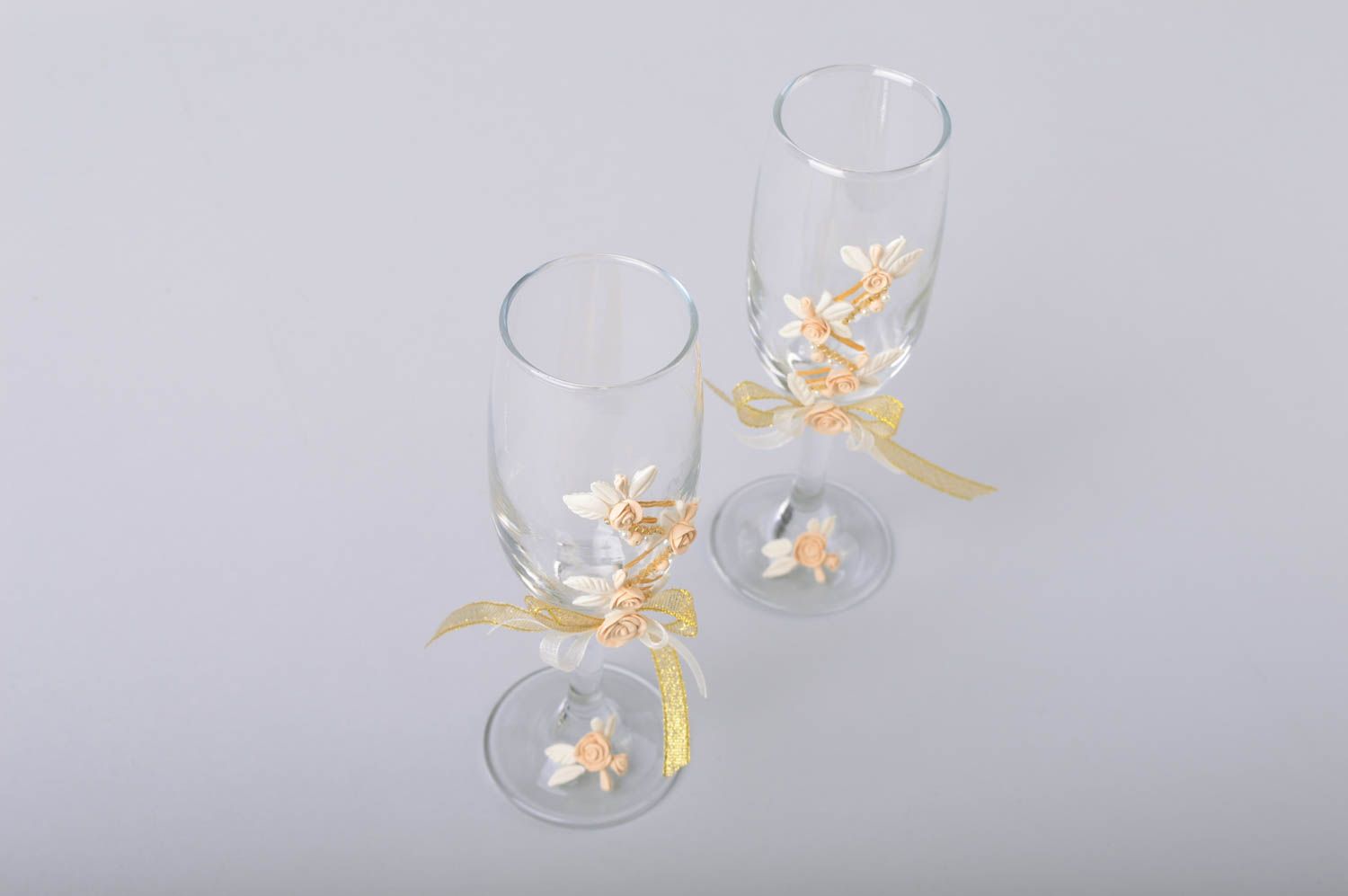 Свадебные бокалы набор из 2 штук ручной работы с лепниной красивые авторские фото 5