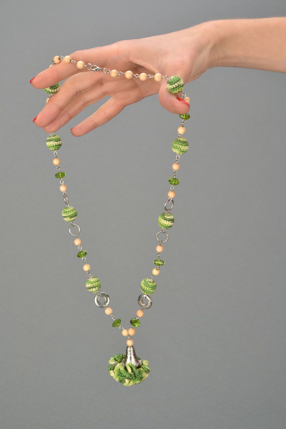 Crocheted beaded necklace photo 2