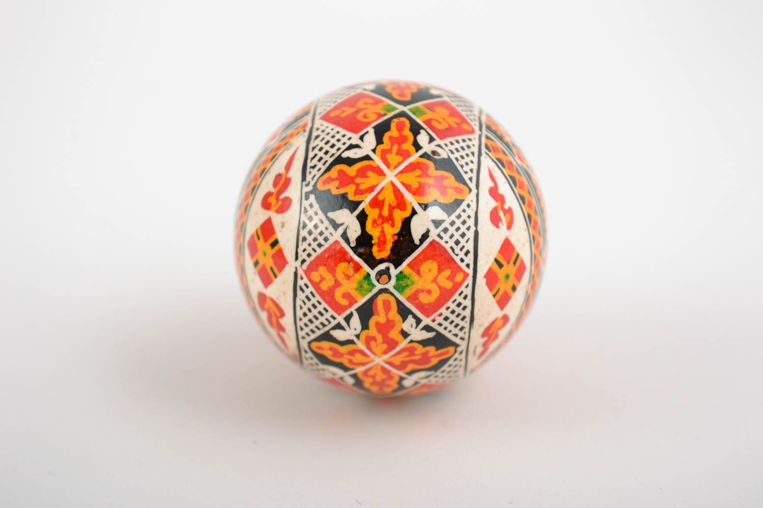 Huevo de Pascua de gallina pintado con ornamento artesanal regalo foto 5