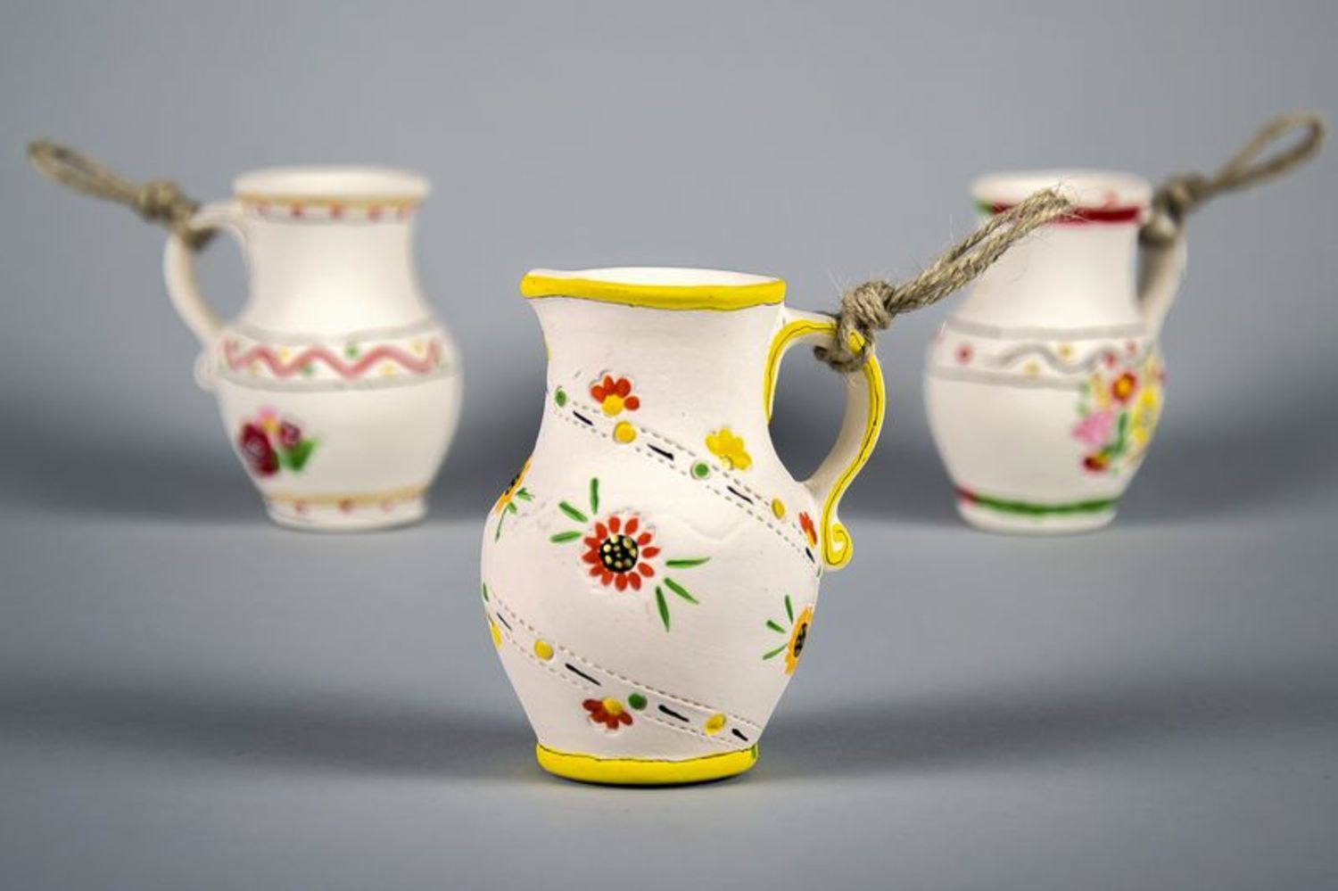 3,5 inches jug on the rope in white and yellow colors for décor 0,21 lb photo 2