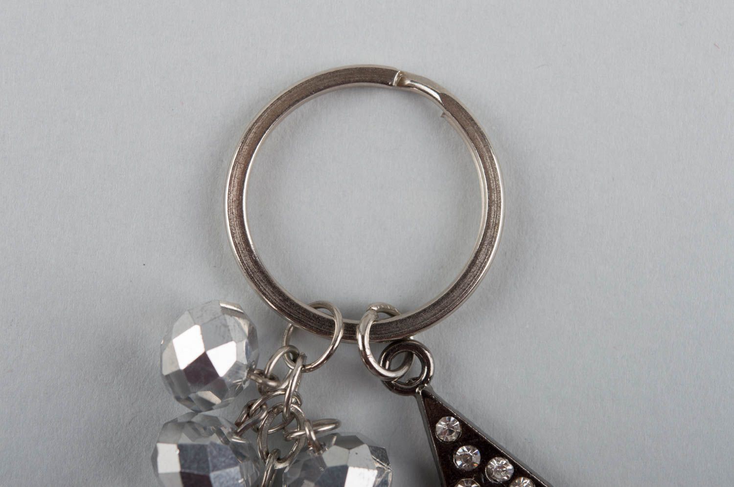Handmade cute metal keychain made of glass beads with strasses for girls photo 3