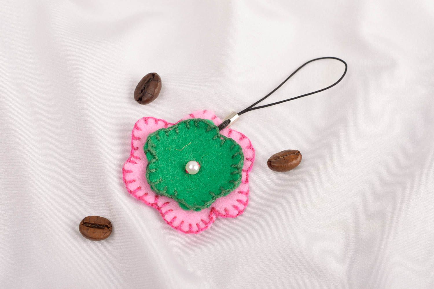 Beautiful handmade soft keychain fashion accessories for kids cool keyrings  photo 1