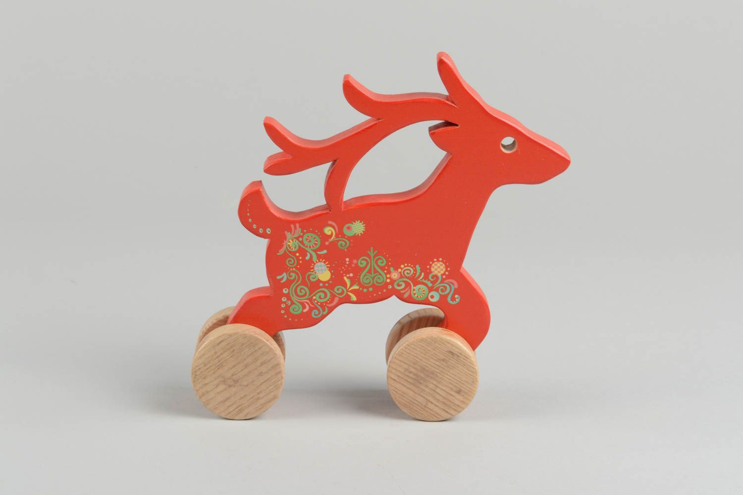 Juguete artesanal ciervo rojo juguete de madera con ruedas regalo para niño foto 2