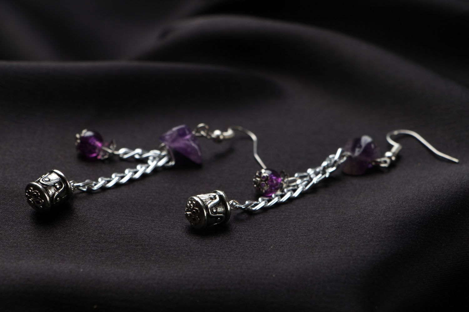 Long earrings with amethyst stone photo 2
