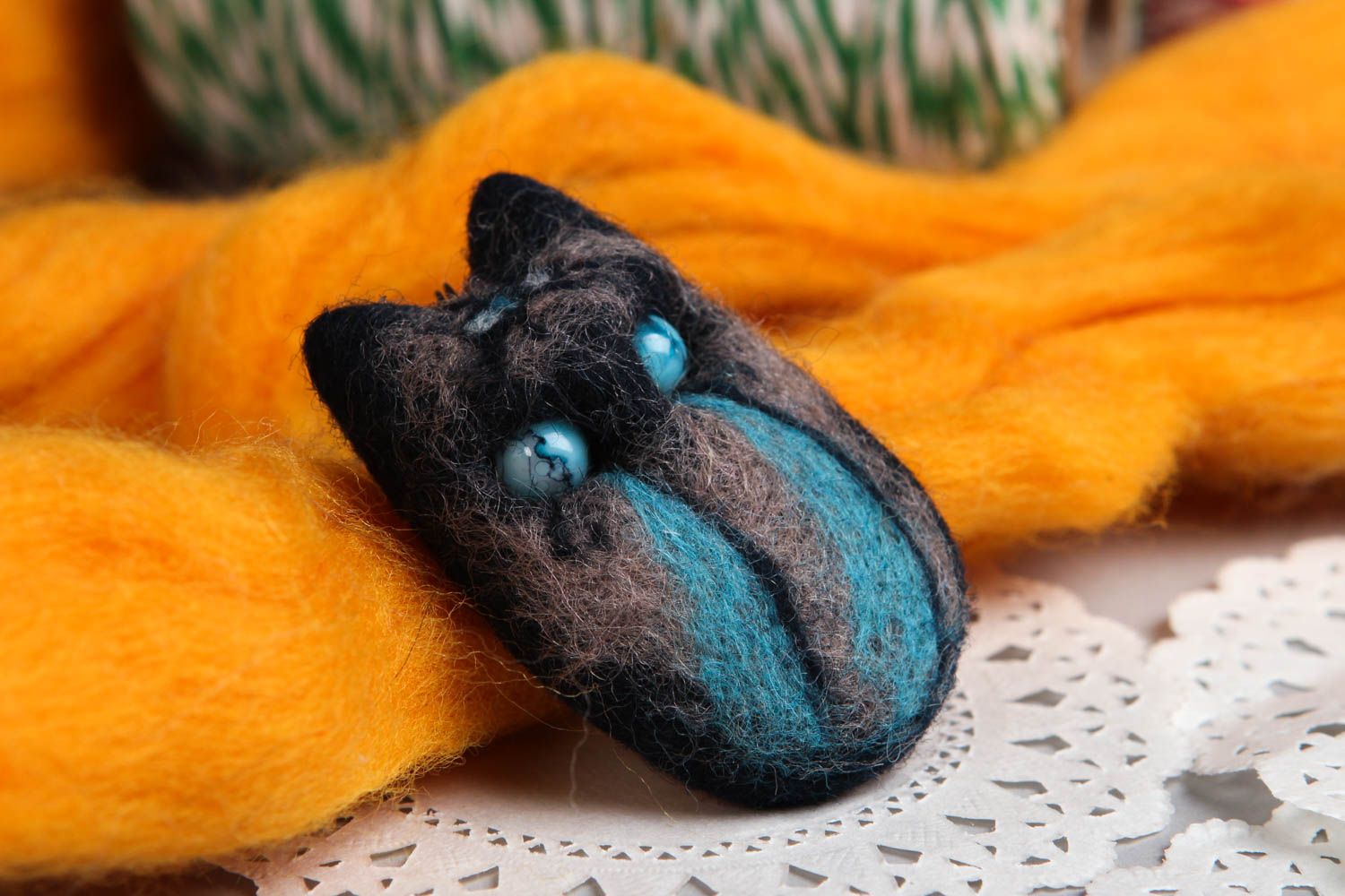 Handmade wool pendant designer jewelry accessories for kids woolen jewlery photo 1