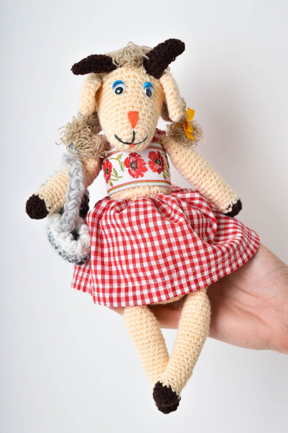 Peluche chèvre fait main Jouet pour enfant tricoté design Cadeau enfant coton photo 5
