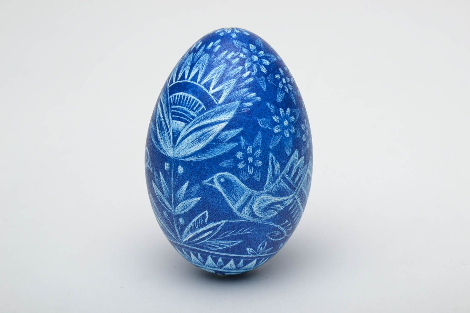 Oeuf décoratif de Pâques bleu original fait main Ange clair photo 3