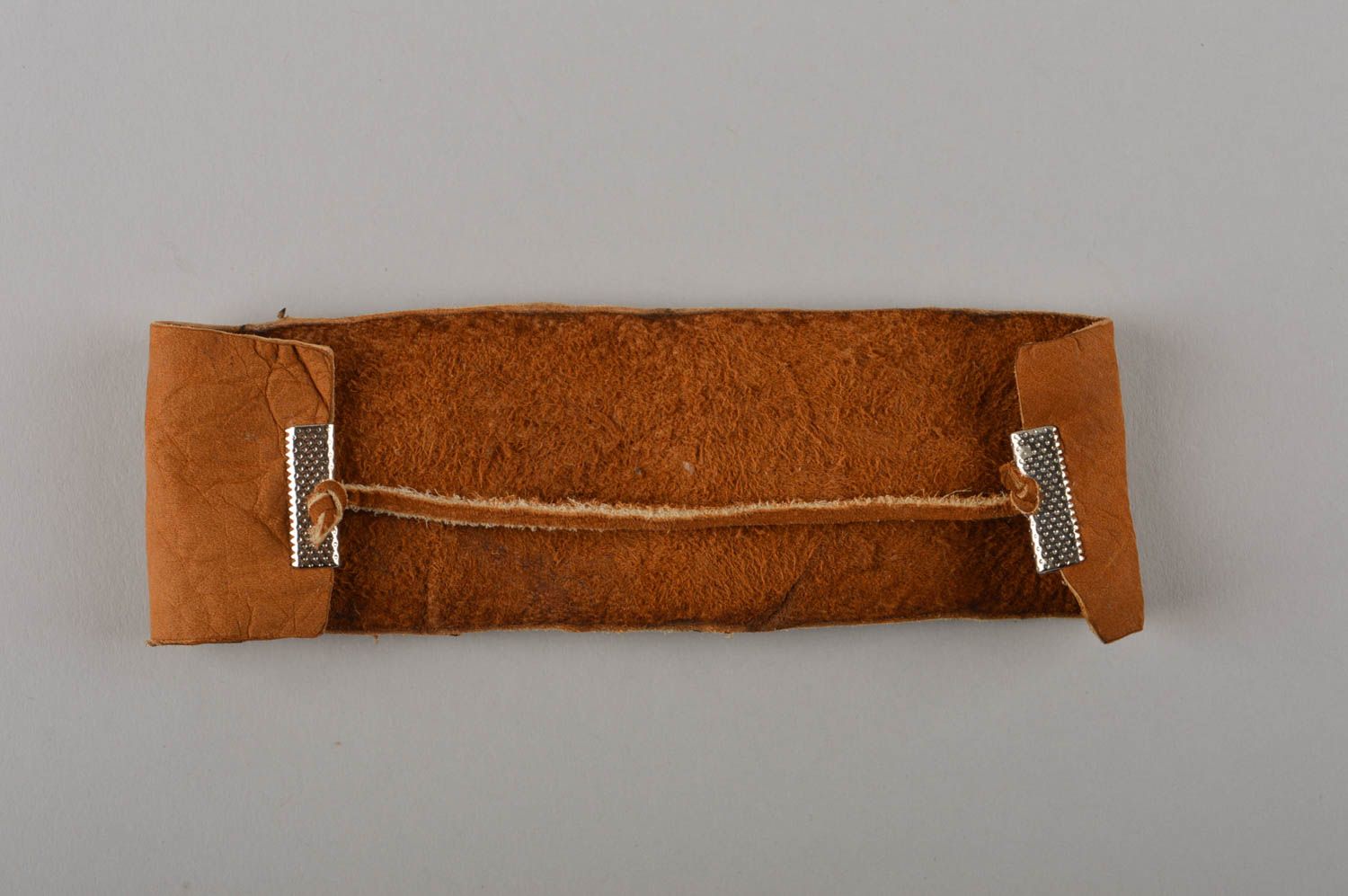 Pulsera de cuero artesanal marrón accesorio para mujer regalo original foto 3